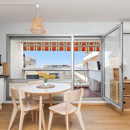 Apartment Lerins Renove Ideal Famille Plages De Juan Les Pins A 200m Confort & Parking Antibes